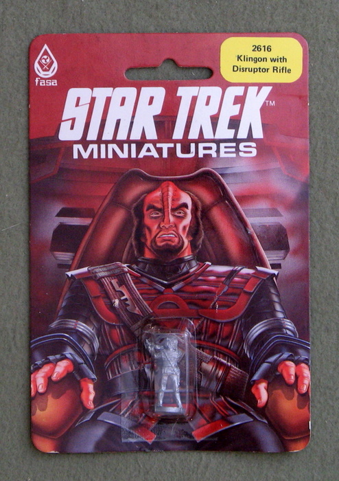 Image for Klingon with Disruptor Rifle: Metal Miniature (Star Trek Miniatures)